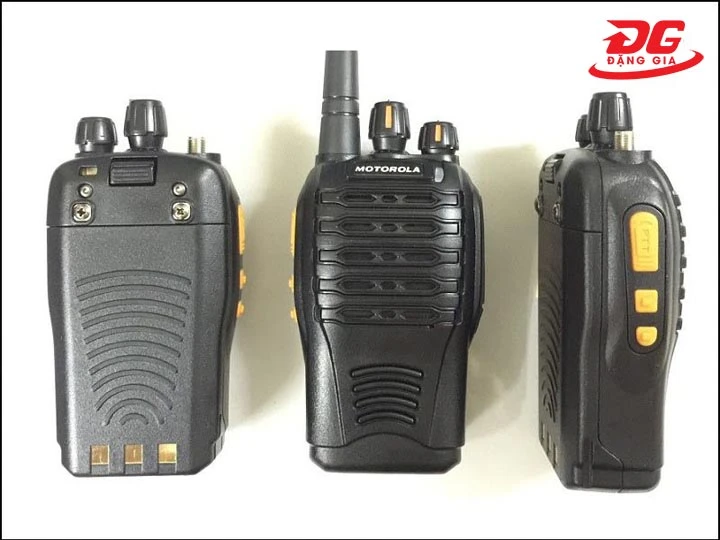 máy bộ đàm Motorola đa kênh