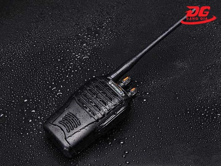 máy bộ đàm Motorola đàm thoại rõ