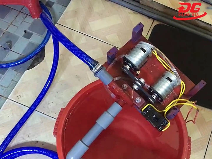 cách chế máy rửa xe