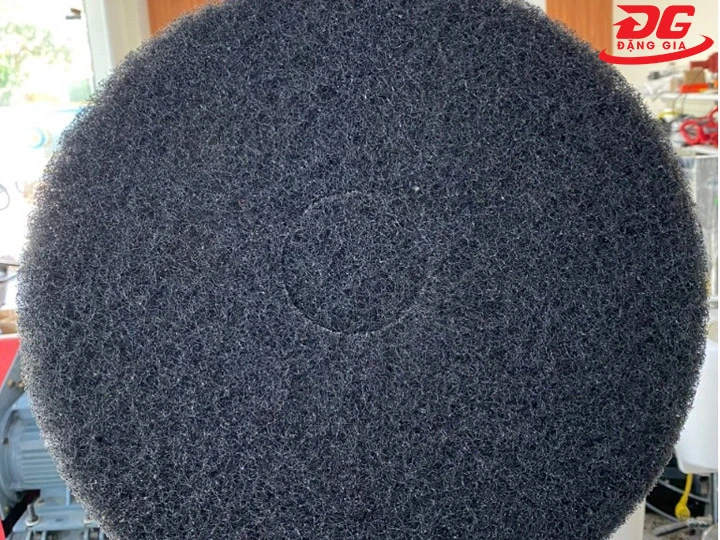 Pad chà sàn 17 inch đen