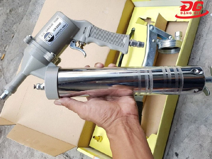 Súng bơm mỡ thiết kế nhỏ gọn