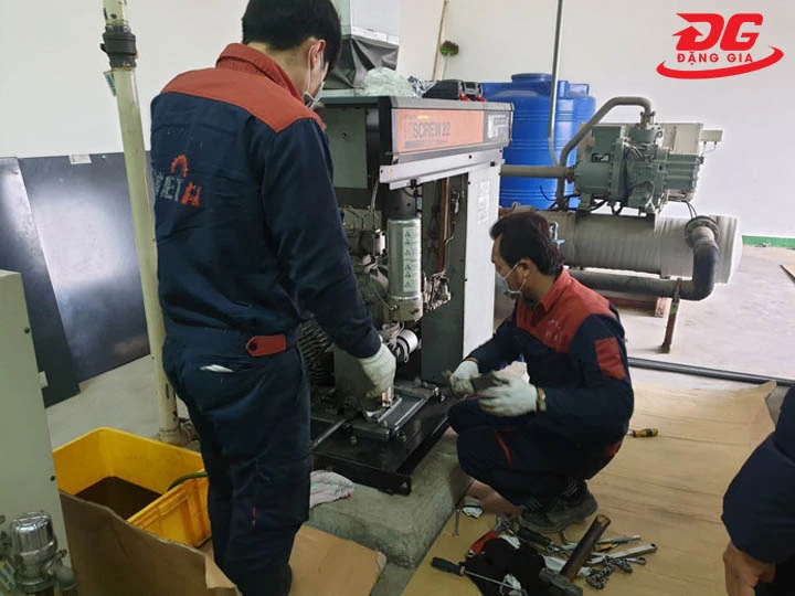 Ngốn phí đầu tư và bảo trì