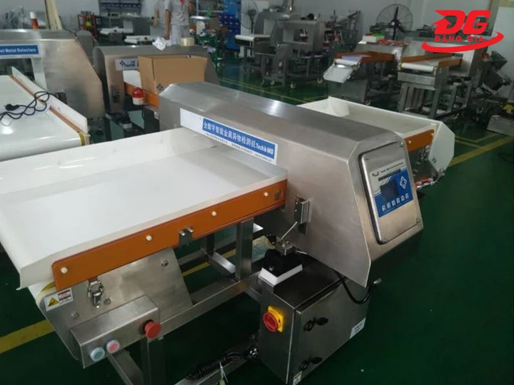 Máy dò kim loại công nghiệp