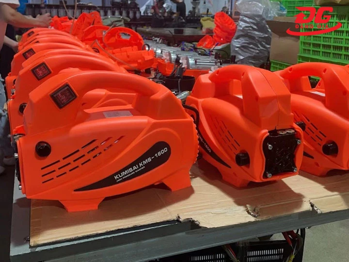 Máy rửa xe mini Kumisai