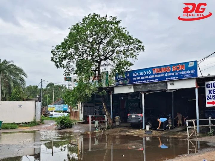 Tiệm rửa xe Bình Chánh Trung Sơn
