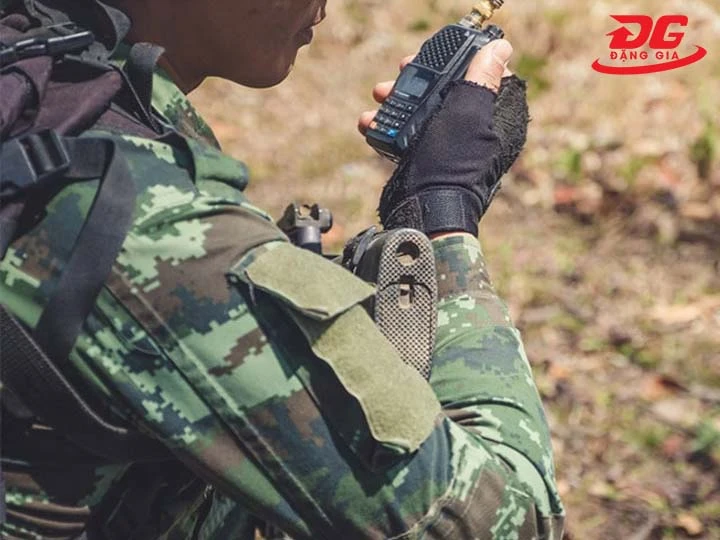 bộ đàm quân đội pin khỏe