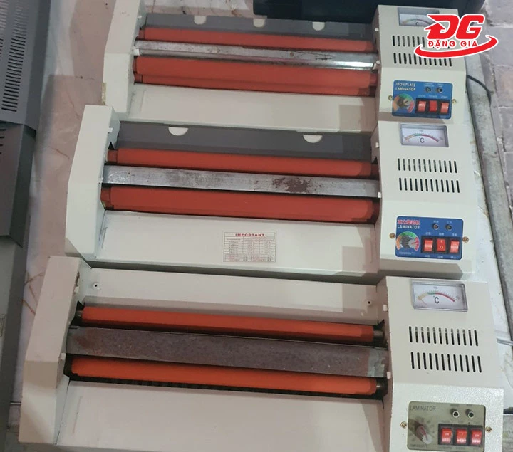 máy ép plastic cũ