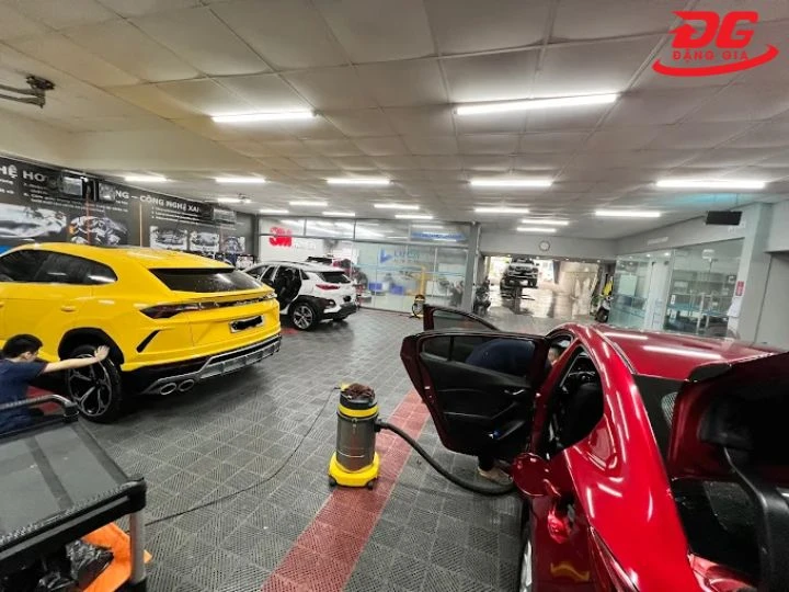 Thiết bị quan trọng trong tiệm rửa xe Tây Hồ