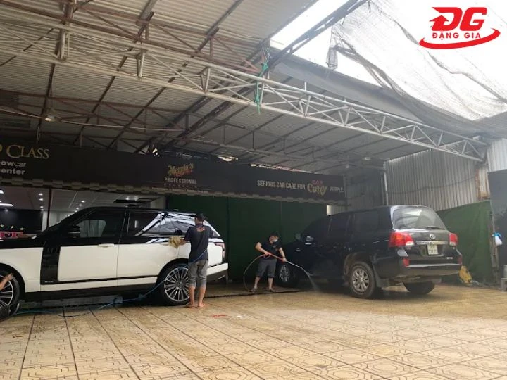 Tiệm rửa xe Tây Hồ Elite Car Spa