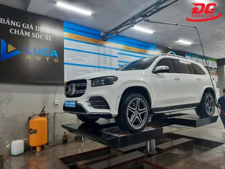 Tiệm rửa xe Tây Hồ Luca