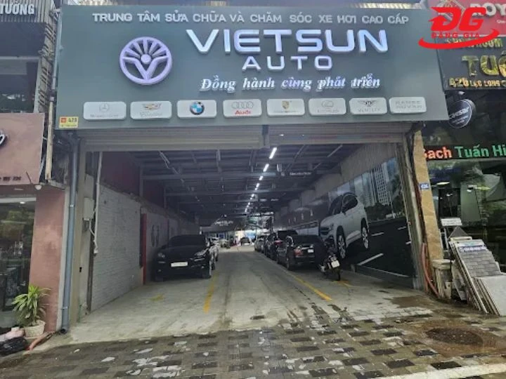 Tiệm rửa xe Tây Hồ VietSun
