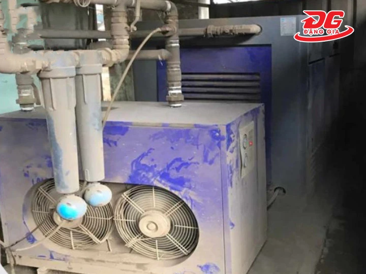 Môi trường đặt máy nhiều bụi bẩn