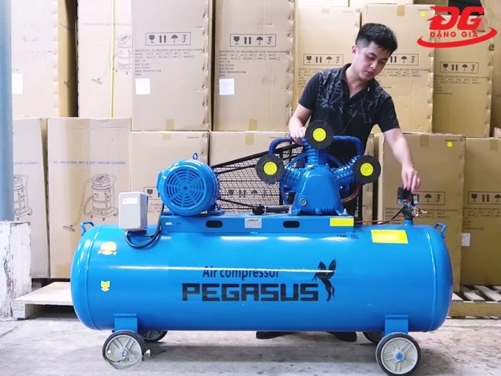 cách vận hành máy nén khí Pegasus TM-W-0.67/8-330L