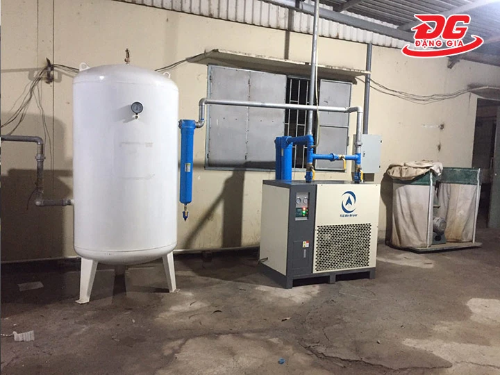 máy nén khí bị
