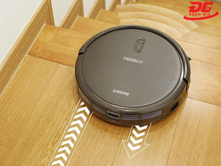 Robot hút bụi và lau nhà thông minh