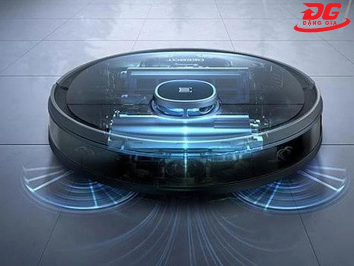 Robot hút bụi và lau nhà