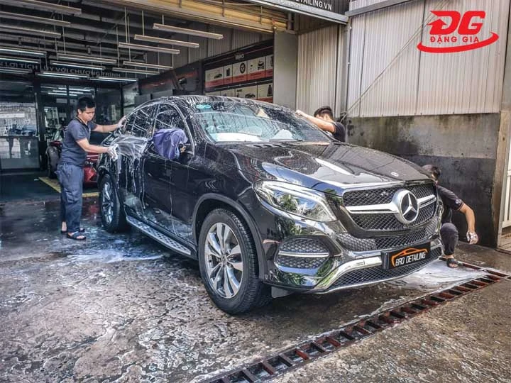 Rửa xe quận Hoàn Kiếm