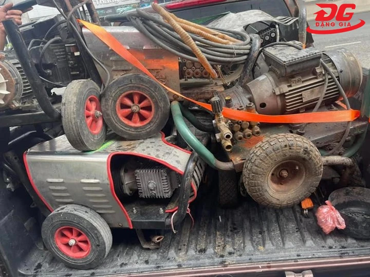 máy rửa xe cũ Thành Lợi