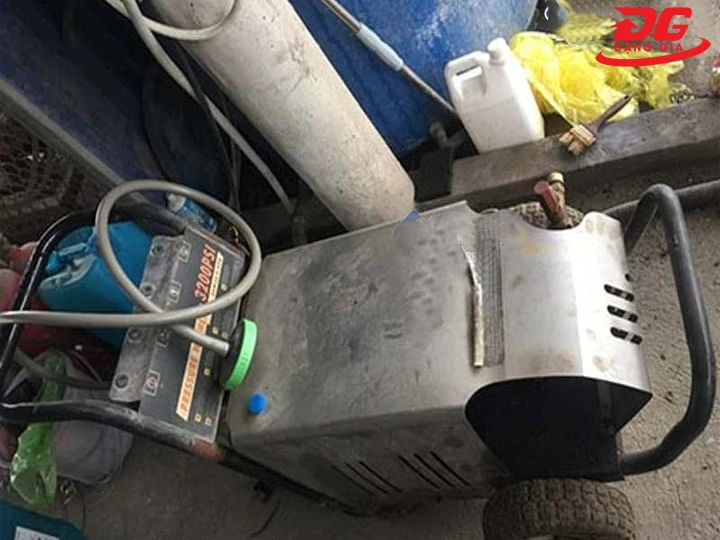 máy rửa xe cũ TPP