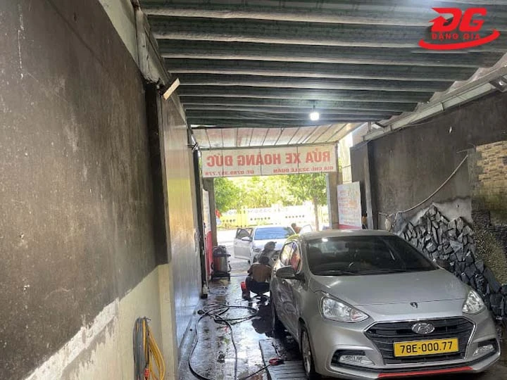 Dịch vụ chăm sóc xe Hoàng Đức