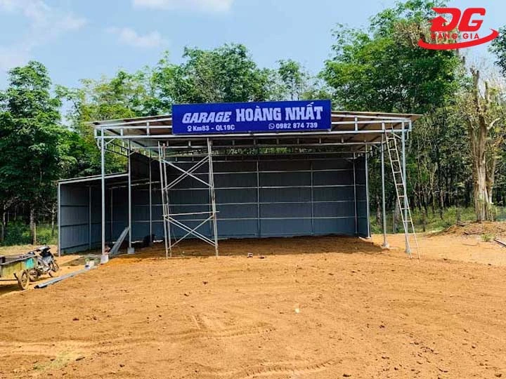 Tiệm rửa xe Hoàng Nhất