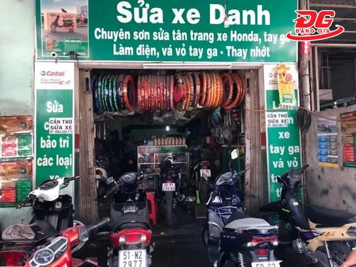 Tiệm rửa xe Nguyễn Danh