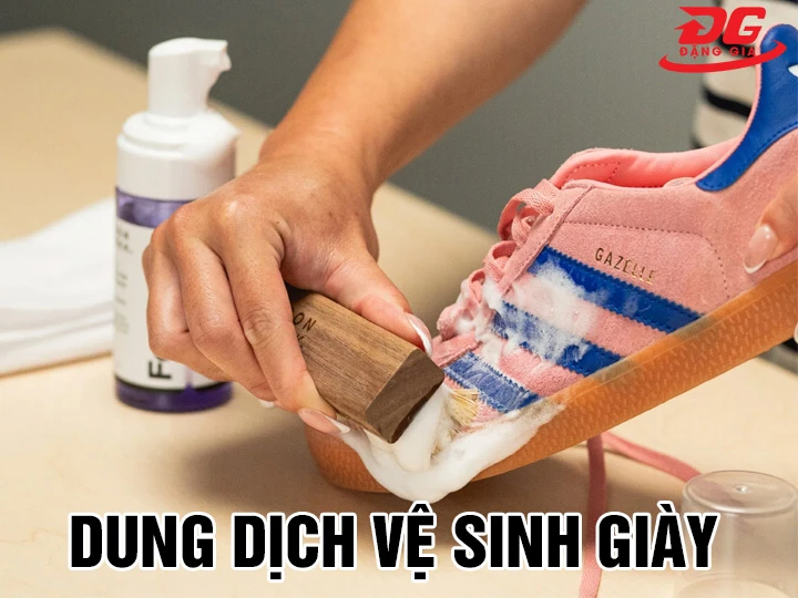Top 11+  Dung dịch vệ sinh giày: Làm sạch nhanh - An toàn