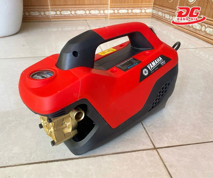 máy rửa xe Yamaha