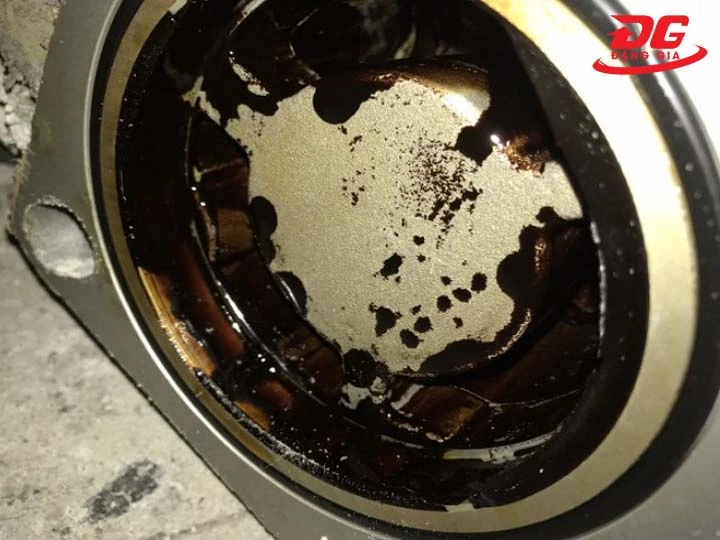 Hạ nhiệt, loại bỏ nước và dầu ngưng tụ