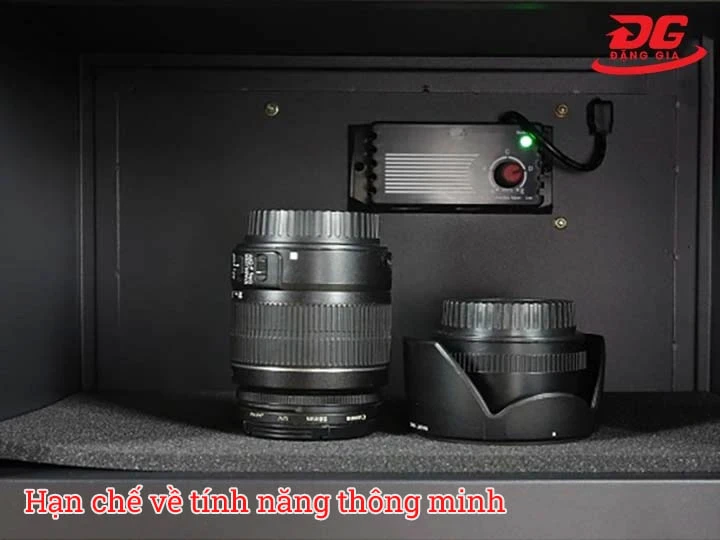 tủ chống ẩm 90L hạn chế tính năng thông minh