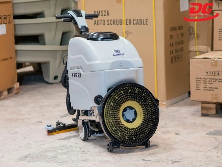 Máy chà sàn Kumisai KMS2A chà hút tiện dụng