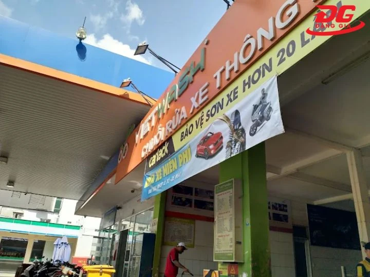 Tiệm rửa xe quận 3 VietWash15