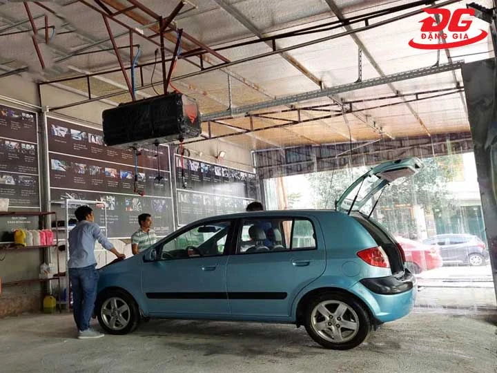 Rửa xe Hải Hoàng