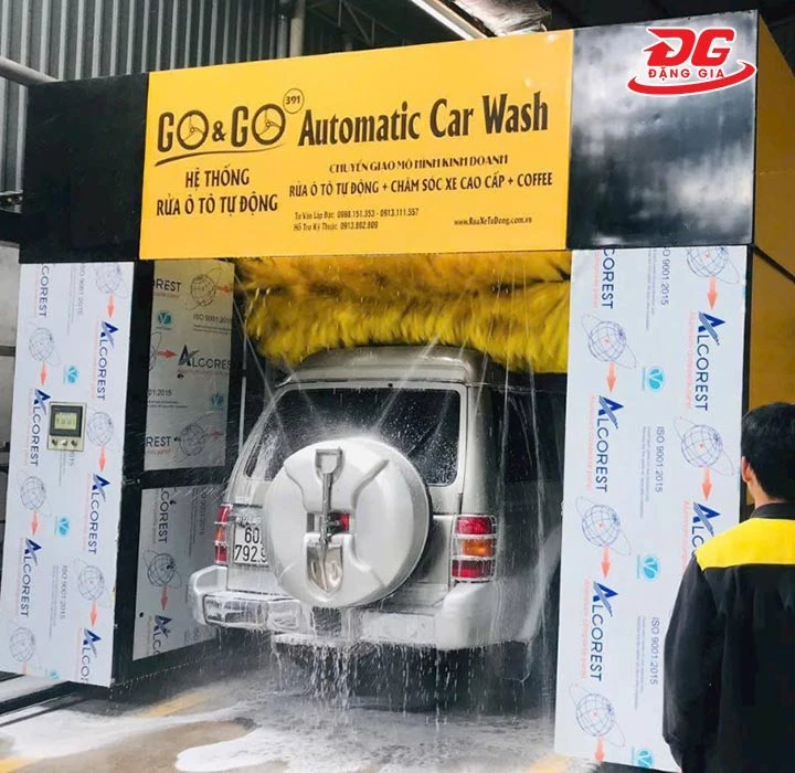 vận hành máy rửa xe tự động go&go