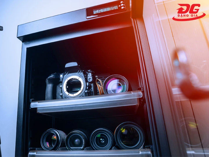 tủ chống ẩm máy ảnh siêu bền bỉ