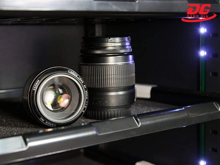 lưu ý khi sử dụng tủ chống ẩm 180L