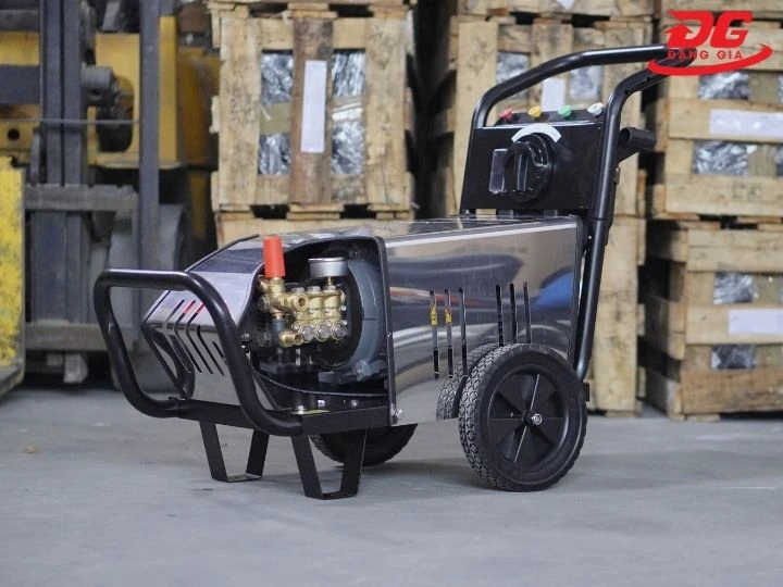 Ứng dụng của máy rửa xe Kumisai 2000PSI