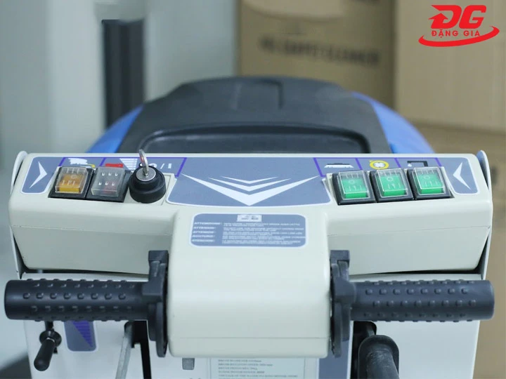 Cần điều khiển máy chà sàn liên hợp Supper Clean SC461