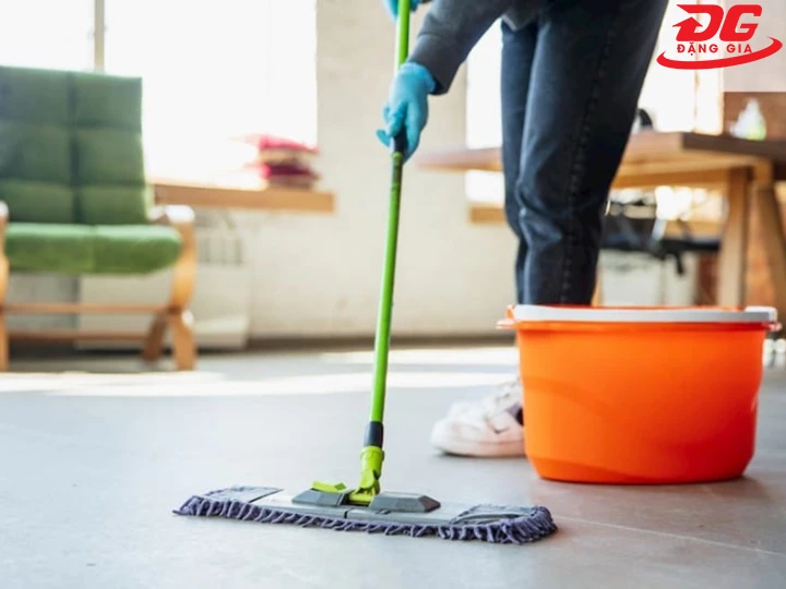 lưu ý cần tránh để lau nhà sạch không rít hiệu quả