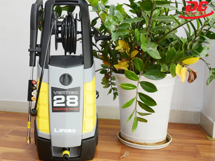 máy xịt rửa xe Lavor Vertigo 28 thiết kế đẹp mắt