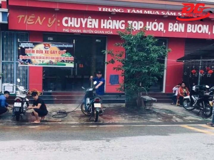Mô hình rửa xe kết hợp tạp hóa