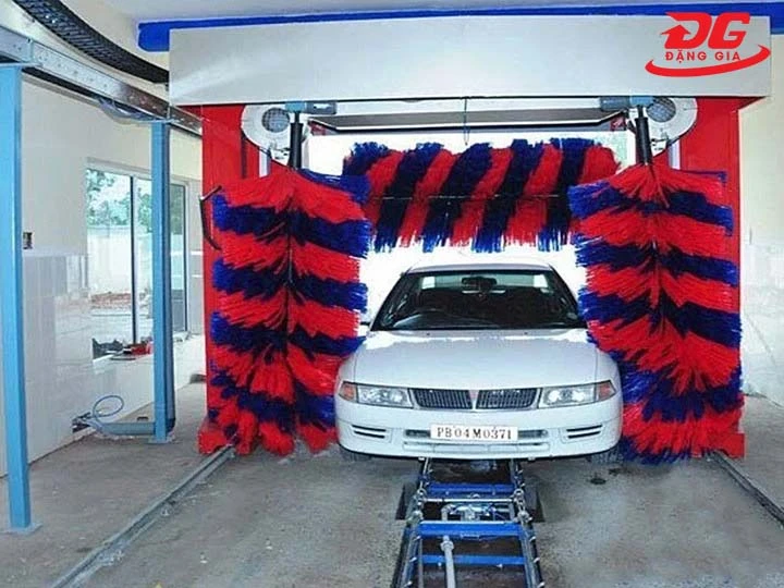 Mô hình rửa xe máy tự động