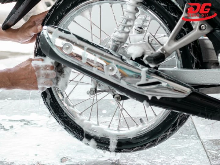 Tiệm rửa xe Bạc Liêu Phong