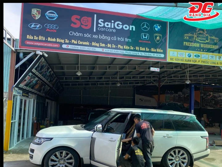 Tiệm chăm sóc xe SaiGon Carcare chu đáo nhiệt tình
