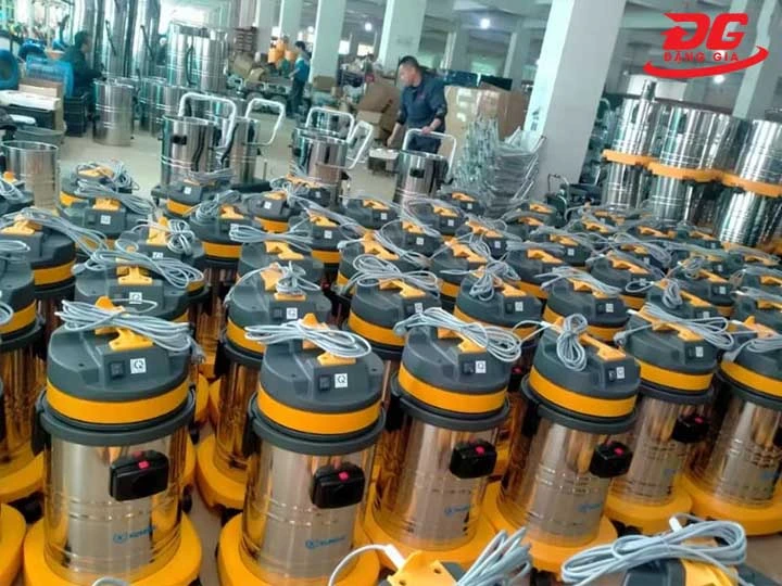 Mua máy hút bụi 30L