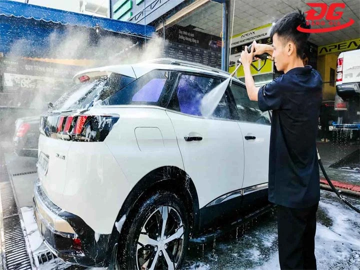 Green Wash Auto quán rửa xe công nghệ bọt tuyết cao cấp