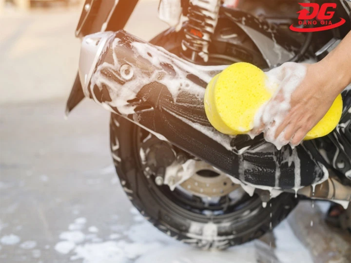 Tiệm rửa xe bình dân Thanh Tâm