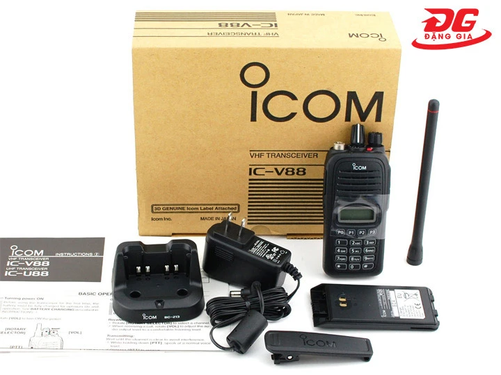 ICOM IC-V88