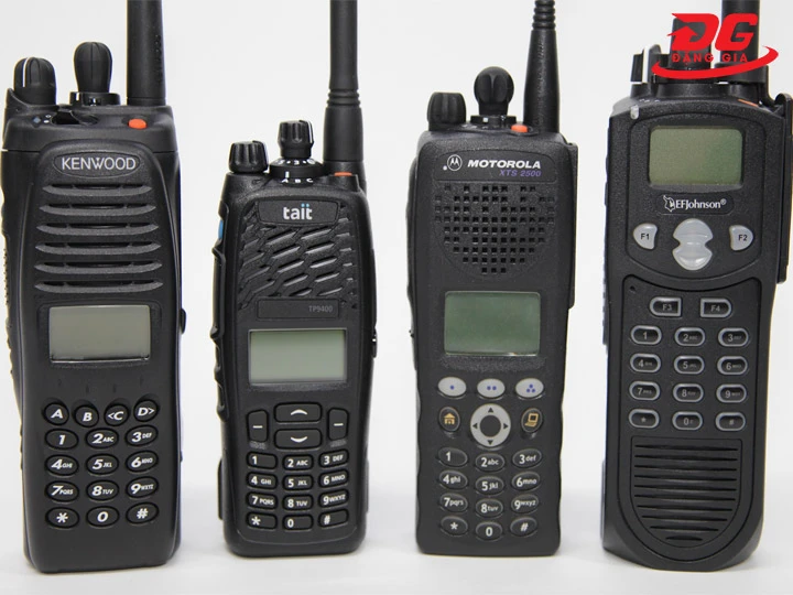 Bộ đàm bắt sóng được bao xa