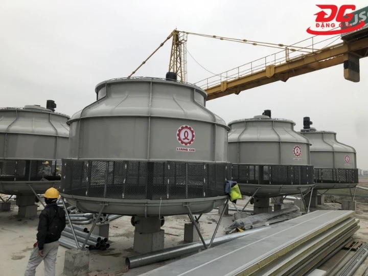 tháp giải nhiệt Liang Chi LBC-225RT thiết kế gọn